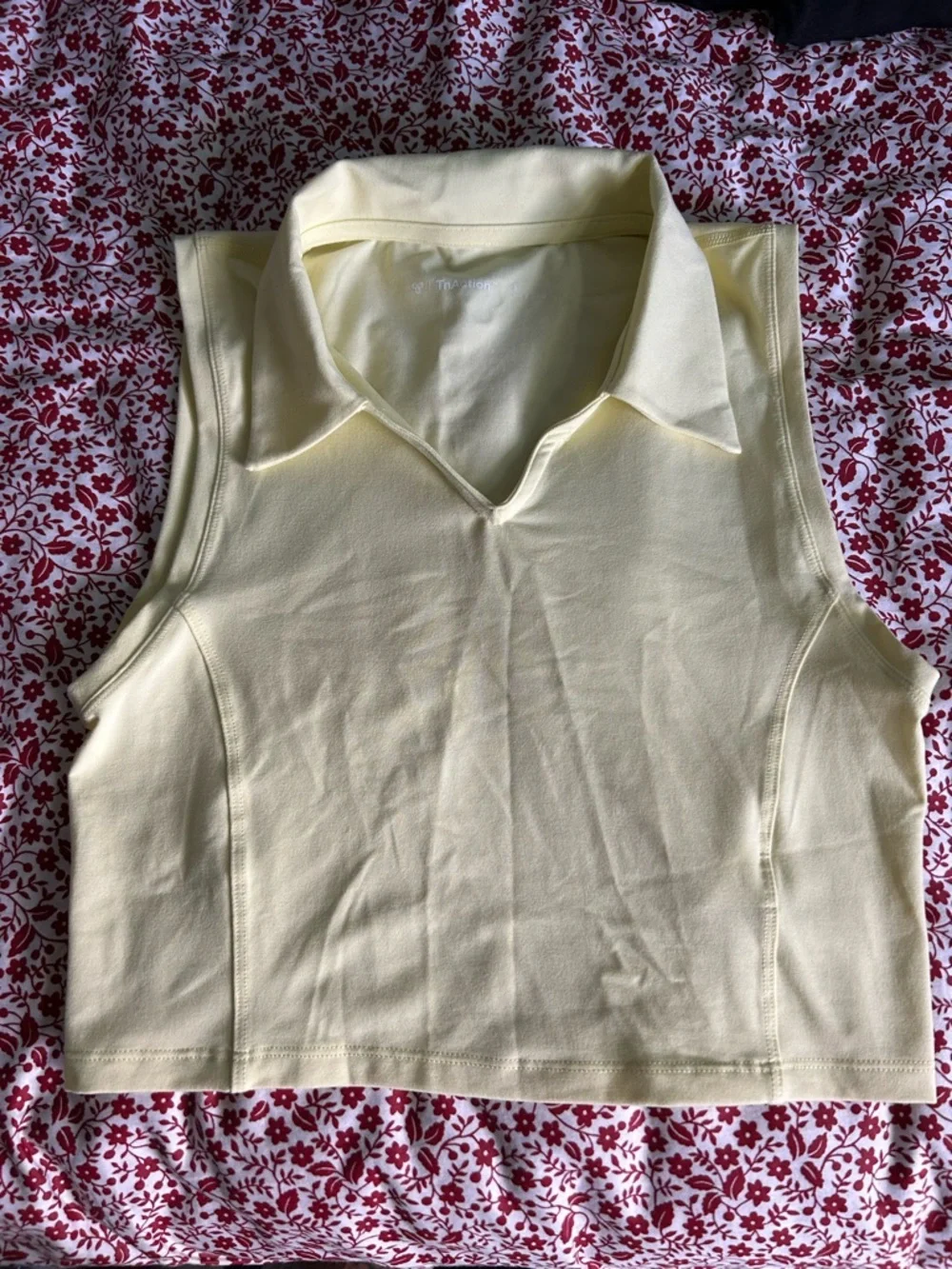 Aritzia TriAction Top 💛 - Picture 4 of 4